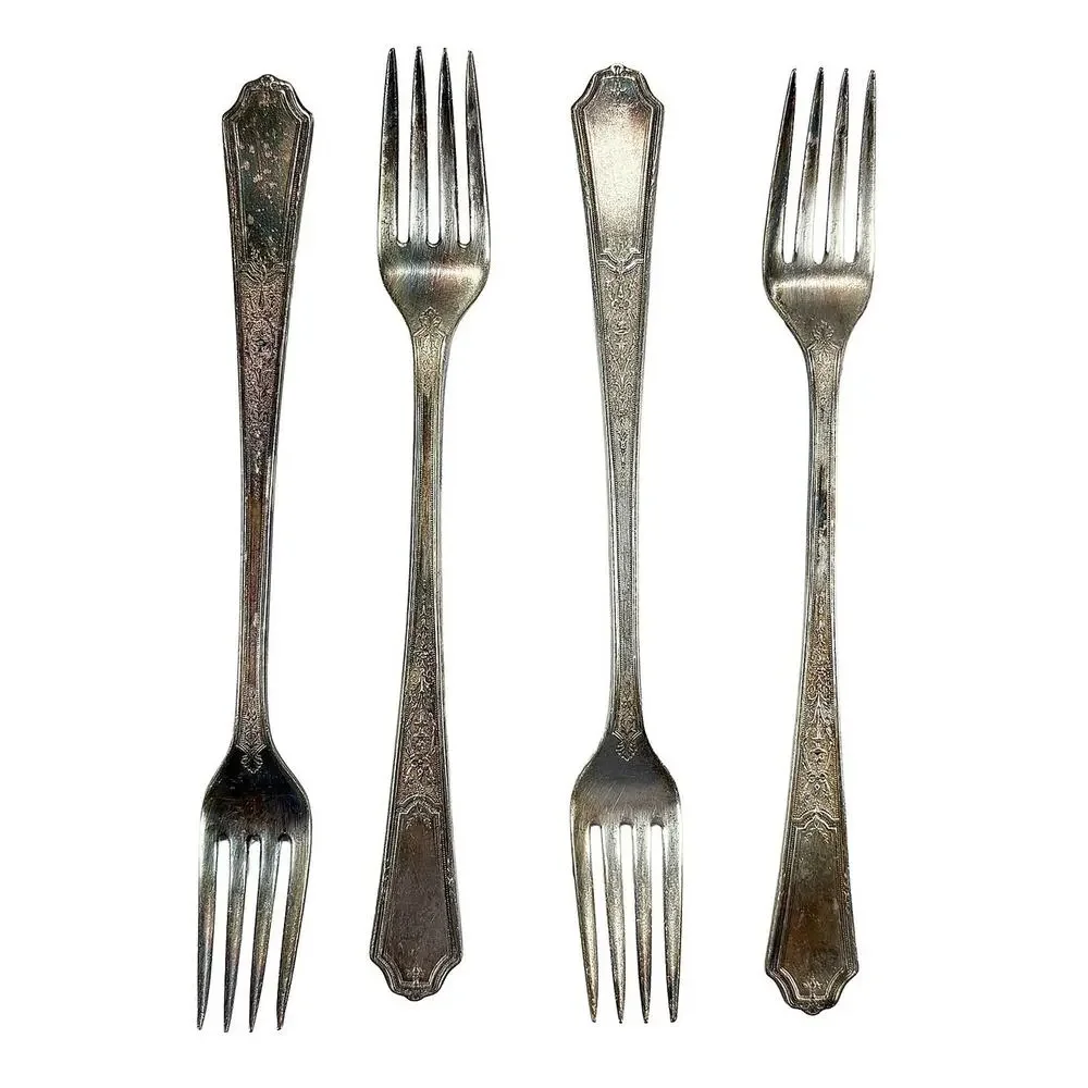 1847 Rogers Bros Ancestral Antique Viande Grille Forks Set of 4 Silverplate